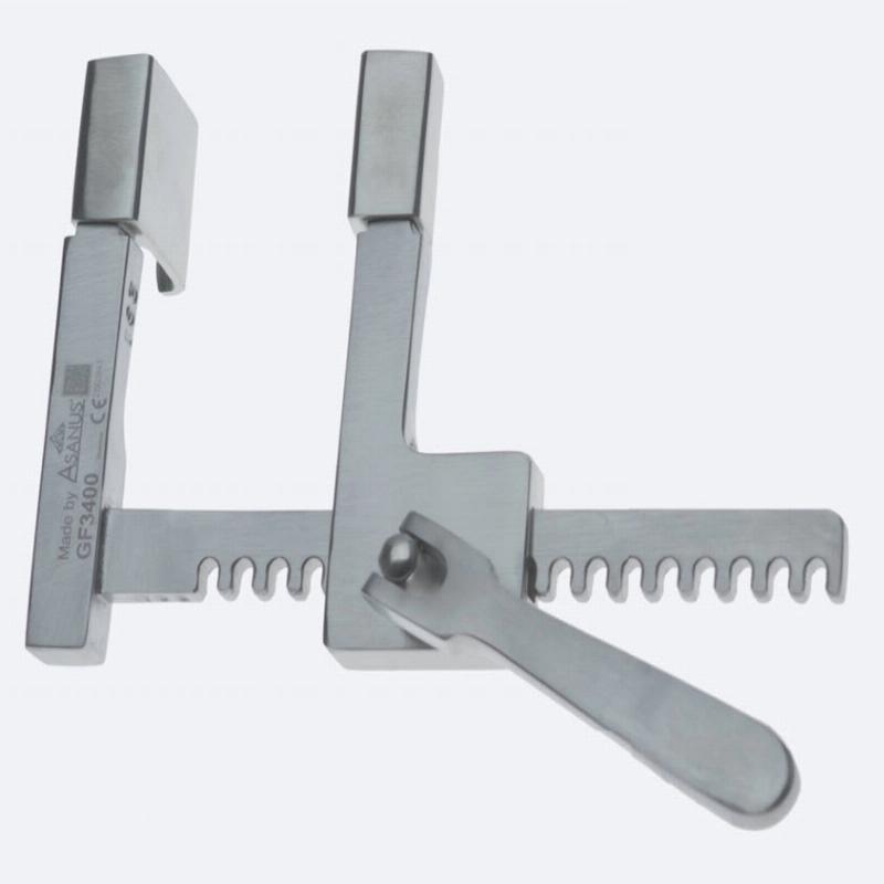 Ретрактори (ранорозширювачі) Struck реберні, для стернотомії, для немов-т, тільки розширювач, до 70 мм, довж 67 мм. Бренд - Asanus Medizintechnik Gmb, Німеччина